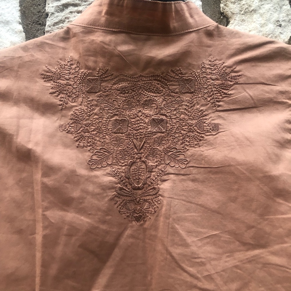 Embroidered blush tunic - Picture 5 of 8